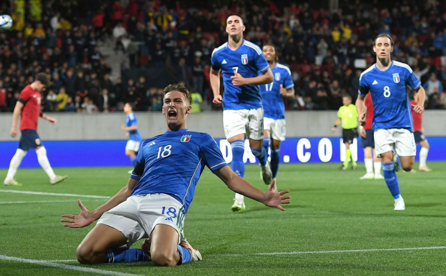 广电8月首批过审游戏版号公布！网易腾讯均在列