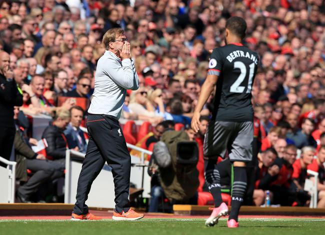 西亚卡姆30+14鲍尔空砍33分 步行者险胜黄蜂