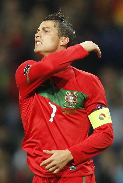 G2整活自嘲'猛送三兄弟'：T1／BLG／G2从春季赛低迷到MSI淘汰赛的逆袭之路