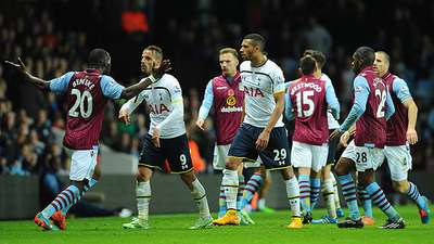 [中超]叶楚贵世界波米内罗双响 上海申花3-1云南玉昆